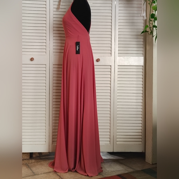 Lulu's Halter-Neck Pink Maxi Prom Dress - Picture 3 of 12